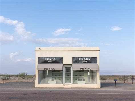 Prada marfa location